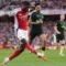 Arsenal hòa thất vọng Brentford 1-1, Liverpool hưởng lợi!